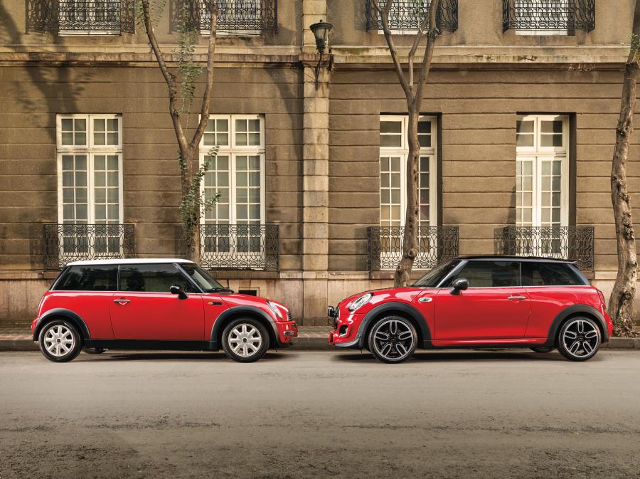  Mini Cooper S 15 Anos en MX (F56) 2017 года  (фото 7 из 23)